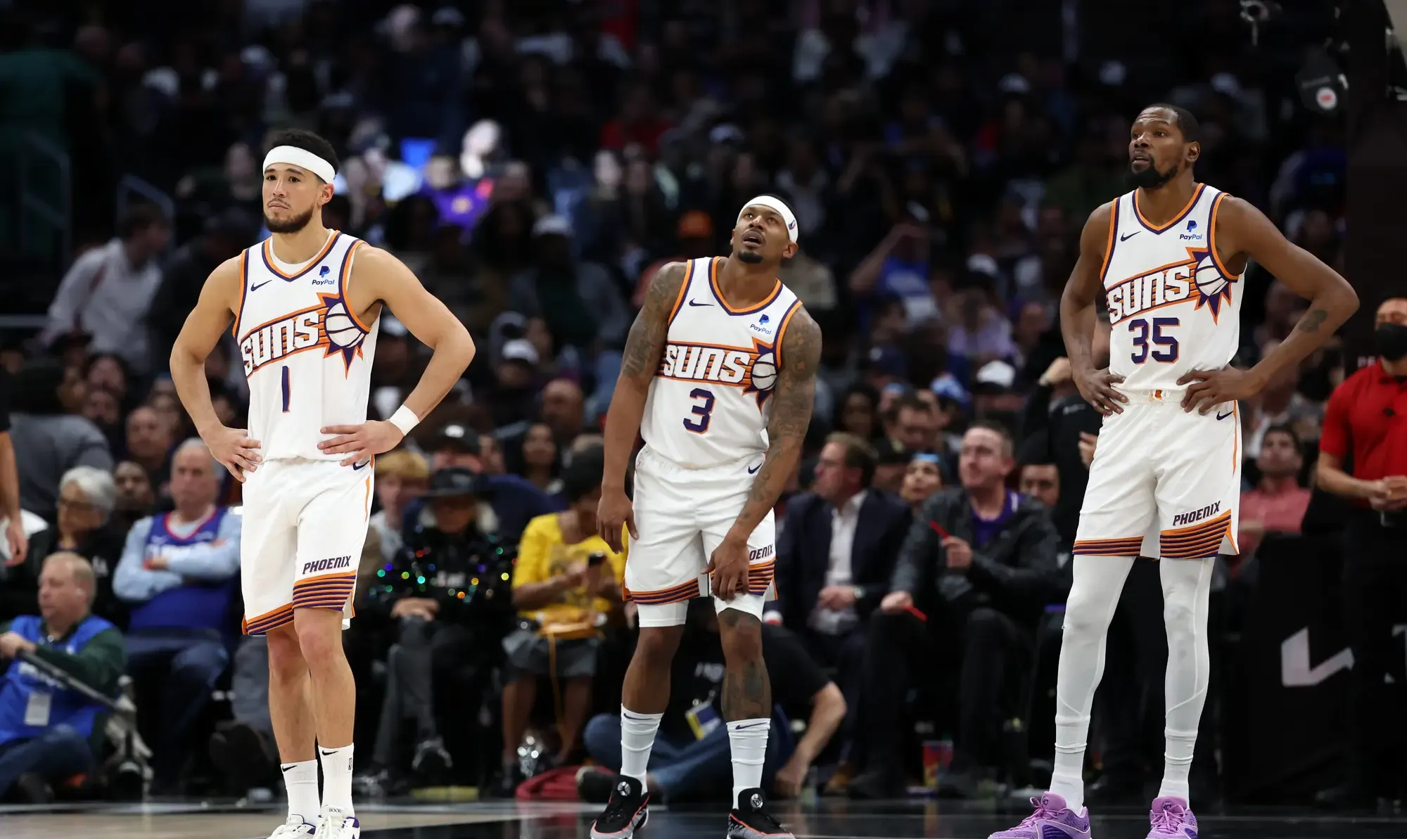 包含新奥尔良鹈鹕训练开放日，关键时刻扳平良机引欢呼，NBA常规赛在即，医务组通报恢复的词条